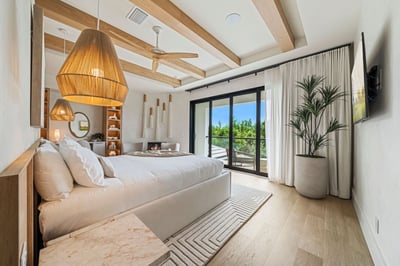 Luxury Villa Photo #57