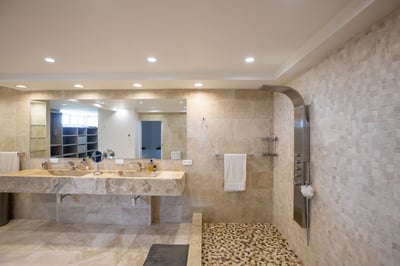 Luxury Villa Photo #46