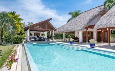 Luxury Villa Photo #7