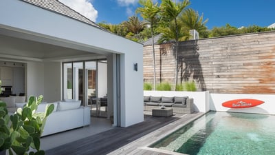Luxury Villa Photo #3