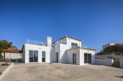 Luxury Villa Photo #8