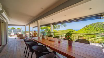 Luxury Villa Photo #9
