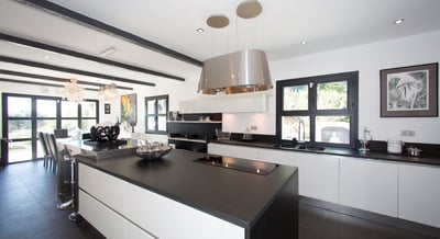 Luxury Villa Photo #15