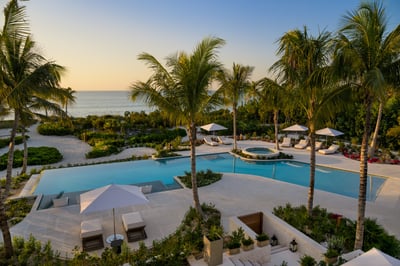 Luxury Villa Photo #26