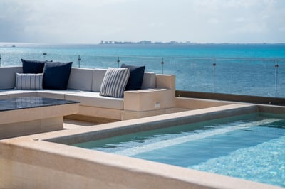 Luxury Villa Photo #10