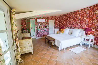 Luxury Villa Photo #23