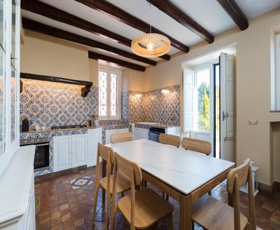 Luxury Villa Photo #39