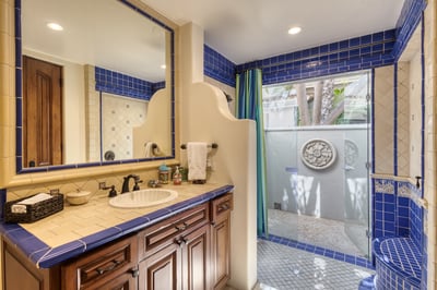 Luxury Villa Photo #51