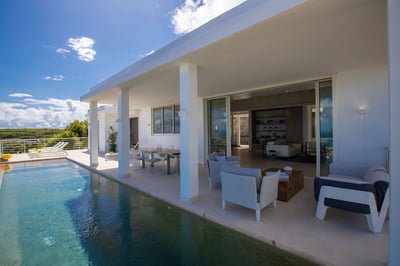 Luxury Villa Photo #5
