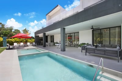 Luxury Villa Photo #9