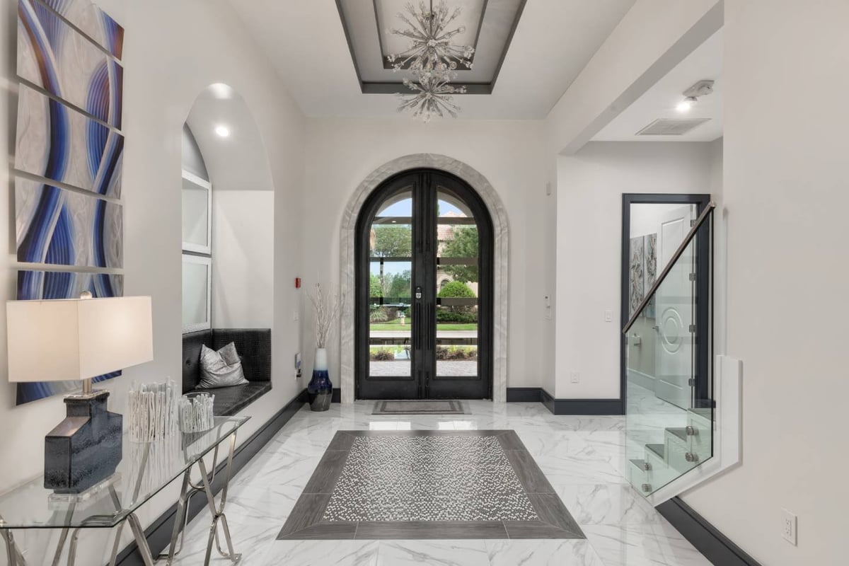 Contemporary Elegance Estate