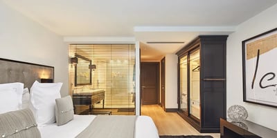 Luxury Villa Photo #38