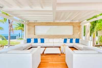 Luxury Villa Photo #13