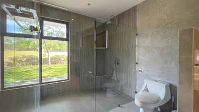 Luxury Villa Photo #21