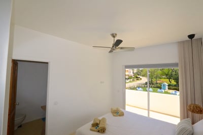 Luxury Villa Photo #19