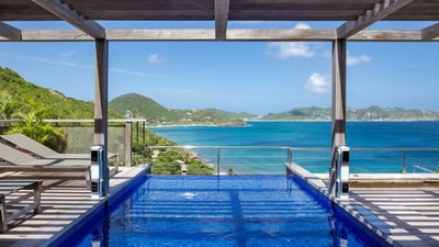 Luxury Villa Photo #9