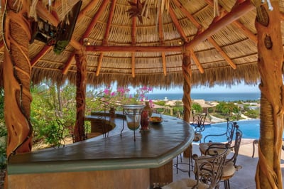 Luxury Villa Photo #8