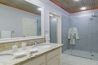 Luxury Villa Photo #20