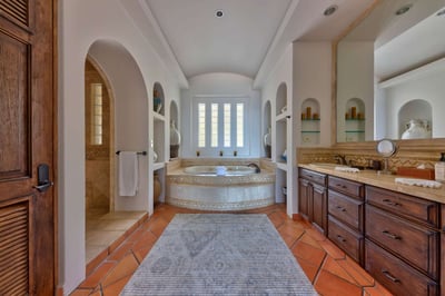 Luxury Villa Photo #48
