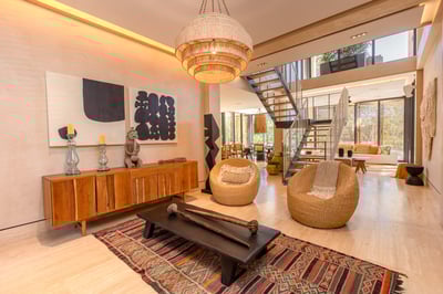 Luxury Villa Photo #13