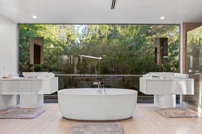 Luxury Villa Photo #31