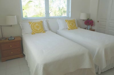 Luxury Villa Photo #14