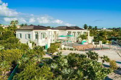 Luxury Villa Photo #2