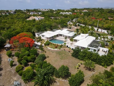 Luxury Villa Photo #79