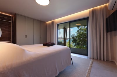 Luxury Villa Photo #41