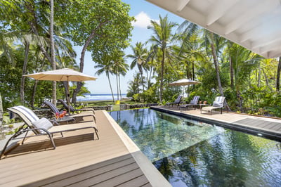 Luxury Villa Photo #16