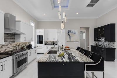 Luxury Villa Photo #14