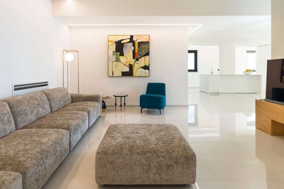 Luxury Villa Photo #26