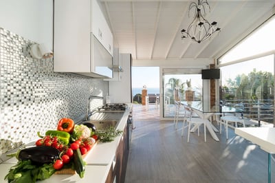 Luxury Villa Photo #30