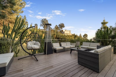 Luxury Villa Photo #12