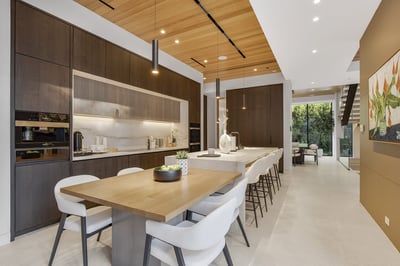 Luxury Villa Photo #25