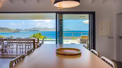 Luxury Villa Photo #30