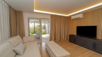 Luxury Villa Photo #59