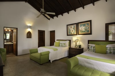 Luxury Villa Photo #16