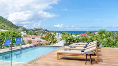 Luxury Villa Photo #5
