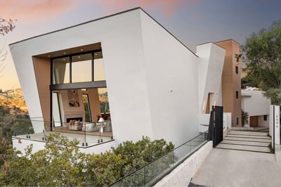 Luxury Villa Photo #13