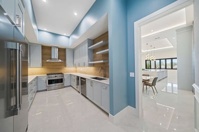 Luxury Villa Photo #23