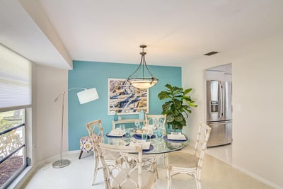 Luxury Villa Photo #6