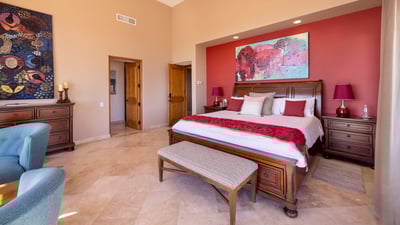 Luxury Villa Photo #48