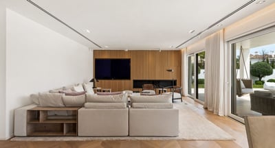 Luxury Villa Photo #14