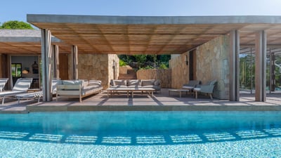 Luxury Villa Photo #22