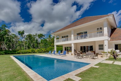 Luxury Villa Photo #2