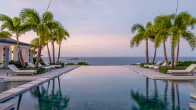 Luxury Villa Photo #4