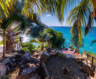 Luxury Villa Photo #17