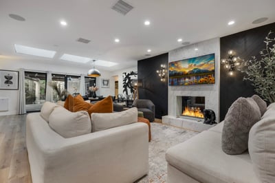 Luxury Villa Photo #30