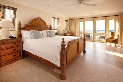 Luxury Villa Photo #3